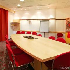 Отель ibis Lisboa Alfragide