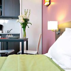 Отель Aparthotel Adagio access Paris Asnieres в номере фото 2