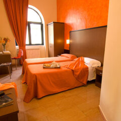 Hotel Delizia сейф в номере