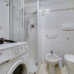 Отель Bed & Breakfast Giardini Италия, Венеция - 1 отзыв об отеле, цены и фото номеров - забронировать отель Bed & Breakfast Giardini онлайн ванная