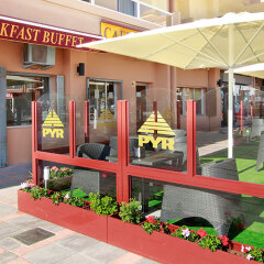 Отель Pyr Fuengirola Испания, Фуэнхирола - 1 отзыв об отеле, цены и фото номеров - забронировать отель Pyr Fuengirola онлайн спортивное сооружение