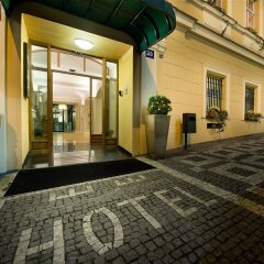 Отель Three Crowns Hotel Чехия, Прага - 6 отзывов об отеле, цены и фото номеров - забронировать отель Three Crowns Hotel онлайн фото 3