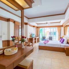 Отель Phuket Chaba Hotel Таиланд, Пхукет - 1 отзыв об отеле, цены и фото номеров - забронировать отель Phuket Chaba Hotel онлайн комната для гостей фото 4