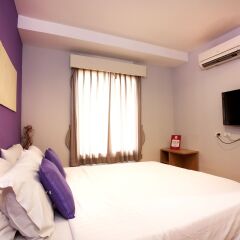 Отель Nida Rooms Narathivas 2888 Residence At Living Nara Place Бангкок комната для гостей