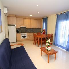 Отель InmoSantos Apartaments Daniel в номере фото 2