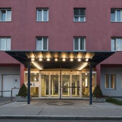 Отель Arion Cityhotel Vienna Австрия, Вена - 5 отзывов об отеле, цены и фото номеров - забронировать отель Arion Cityhotel Vienna онлайн вид на фасад