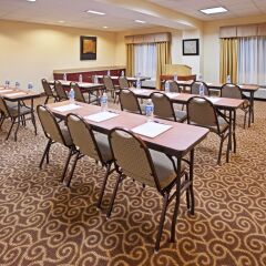 Отель Holiday Inn Express & Suites Niagara Falls США, Ниагара-Фолс - отзывы, цены и фото номеров - забронировать отель Holiday Inn Express & Suites Niagara Falls онлайн помещение для мероприятий