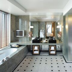 Отель Mandarin Oriental Tokyo Токио ванная