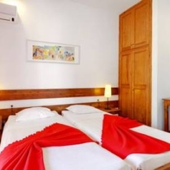Отель Folies Corfu Town Hotel Apartments Греция, Корфу - отзывы, цены и фото номеров - забронировать отель Folies Corfu Town Hotel Apartments онлайн комната для гостей фото 2