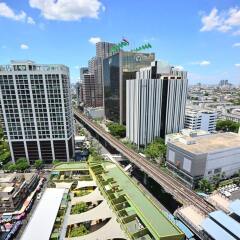 Апартаменты Piyavan Tower Serviced Apartment бассейн
