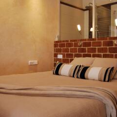Отель Arianella B&B Penedes комната для гостей фото 5