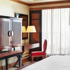 Отель Royal Orchid Sheraton Hotel & Towers Таиланд, Бангкок - 1 отзыв об отеле, цены и фото номеров - забронировать отель Royal Orchid Sheraton Hotel & Towers онлайн удобства в номере фото 2