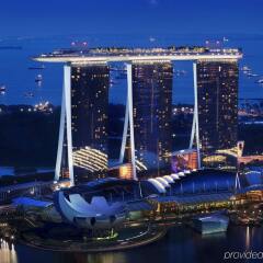 Отель Marina Bay Sands бассейн