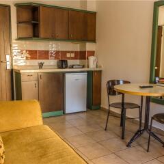 Отель Maxwell Holiday Club - Adults Only в номере