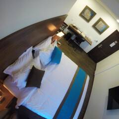 Отель Beachwood at Maafushi Island Maldives удобства в номере