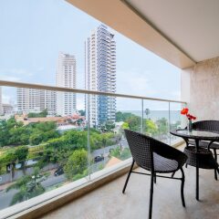 Отель Centara Grand Phratamnak Pattaya балкон