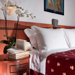 Hotel Nettunia, Sure Hotel Collection by Best Western сейф в номере