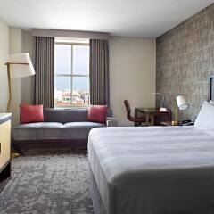 Отель Marriott St. Louis Grand комната для гостей