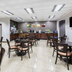 Отель Quality Inn & Suites Los Angeles Airport - LAX гостиничный бар