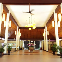 Отель Diamond Bay Resort & Spa интерьер отеля