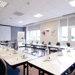 Отель Campanile Hotel & Restaurant Amsterdam Zuid-Oost Нидерланды, Амстердам - 6 отзывов об отеле, цены и фото номеров - забронировать отель Campanile Hotel & Restaurant Amsterdam Zuid-Oost онлайн помещение для мероприятий