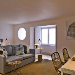 Апартаменты Lisbon Five Stars Apartments Combro 77 комната для гостей