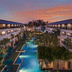 Отель DoubleTree by Hilton Phuket Banthai Resort балкон