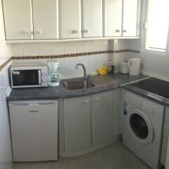 Апартаменты Skol Apartments Marbella в номере