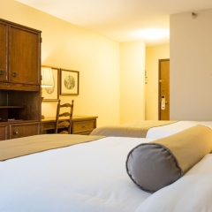 Отель Huntingdon Manor Hotel Канада, Виктория - отзывы, цены и фото номеров - забронировать отель Huntingdon Manor Hotel онлайн удобства в номере