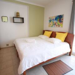 Отель Flow House - Guesthouse Surf Kite Surf School комната для гостей фото 3