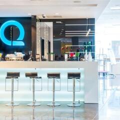 Q Hotel Plus Wroclaw гостиничный бар фото 3