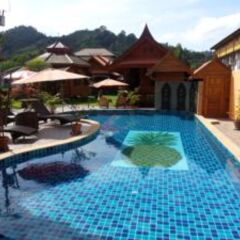 Отель Golden Teak Resort - Baan Sapparot с домашними животными