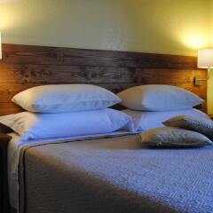 Отель Flower Inn B&B комната для гостей фото 3