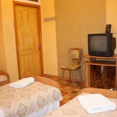 Hlebodarskyi Mini Hotel комната для гостей фото 4