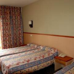 Hotel Jaime I сейф в номере