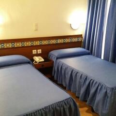 Отель Hostal Felipe V комната для гостей фото 4