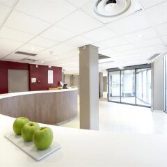 Отель Campanile Paris Est - Porte de Bagnolet интерьер отеля