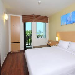 Отель ibis Phuket Kata 3* Стандартный номер с разными типами кроватей фото 2