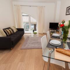 Отель Oakwood at Monument St Apts комната для гостей фото 3