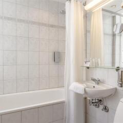 Отель Best Western Hotel Hebron Дания, Копенгаген - 2 отзыва об отеле, цены и фото номеров - забронировать отель Best Western Hotel Hebron онлайн ванная