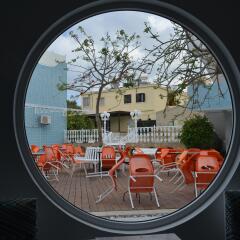Nereus Hotel бассейн