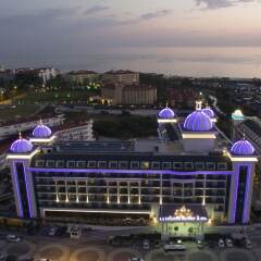 Отель La Grande Resort & Spa - All Inclusive развлечения