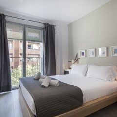 Апартаменты Bbarcelona Apartments Gaudi Flats Барселона комната для гостей фото 4