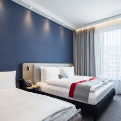 Отель Holiday Inn Express Munich City West комната для гостей фото 4