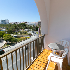 Апартаменты The White Apartments by Ibiza Feeling - Adults Only балкон