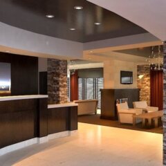 Отель Four Points by Sheraton Hotel & Suites Calgary West Канада, Калгари - отзывы, цены и фото номеров - забронировать отель Four Points by Sheraton Hotel & Suites Calgary West онлайн интерьер отеля фото 2