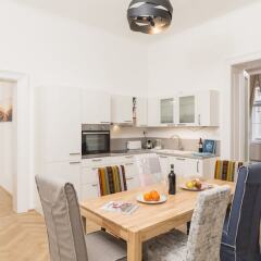 Отель Belvedere Suite by welcome2vienna в номере