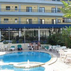 Sea View Hotel бассейн