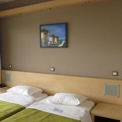 Cathrin Hotel комната для гостей