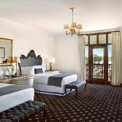 Отель French Quarter Inn комната для гостей